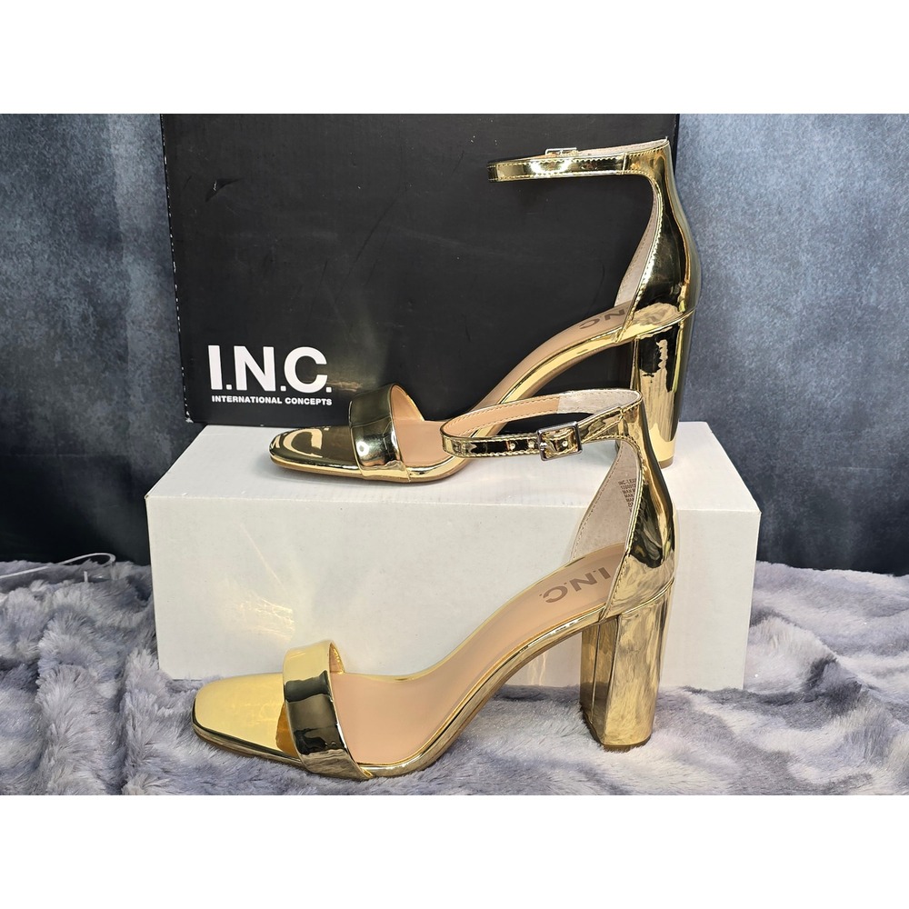 NWB‎ INC Lexinip Sandal Gold Metallic Block Heel Square Toe Womens Size 8 M